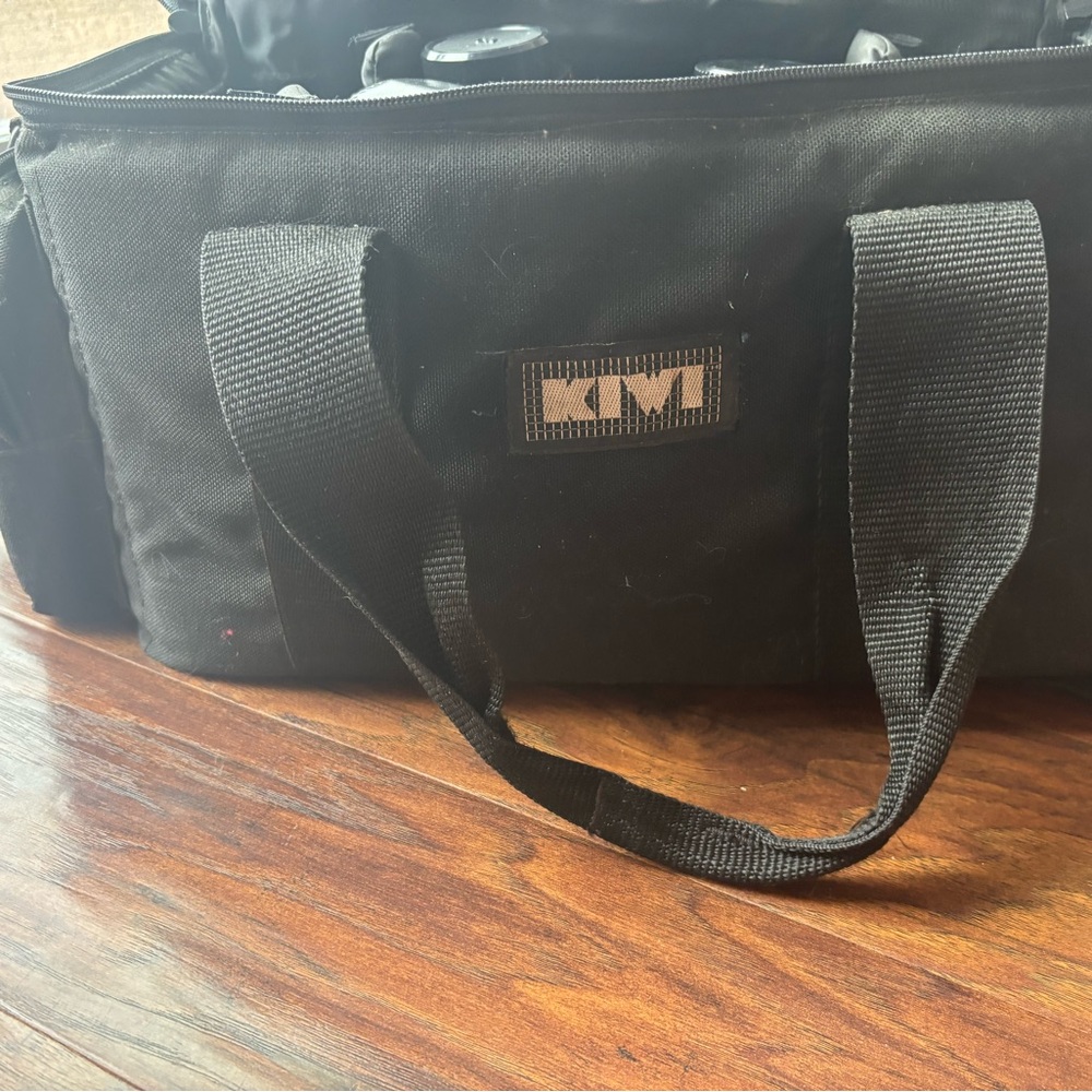 Canon T90 Camera Bag with Lenses - Picture 3 of 11